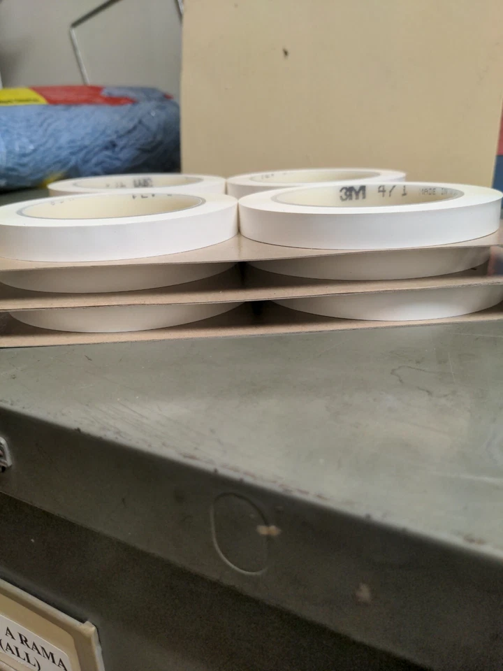 3M White Fine Line Vinyl Tape 471, 1/2" x 36 yds - Image 3 of 4