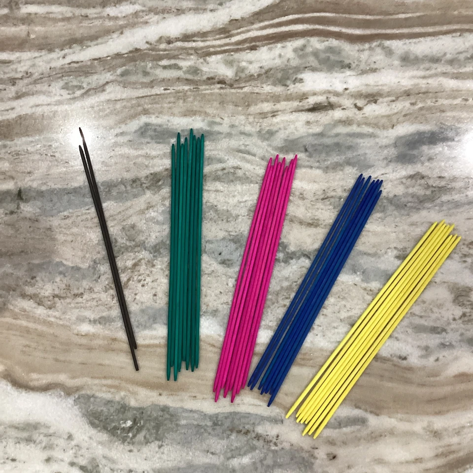 Palitos gigantes de juguete Pressman - 30 coloridos palos de madera de 9 3/4" de largo - sellados Foto 2 de 4