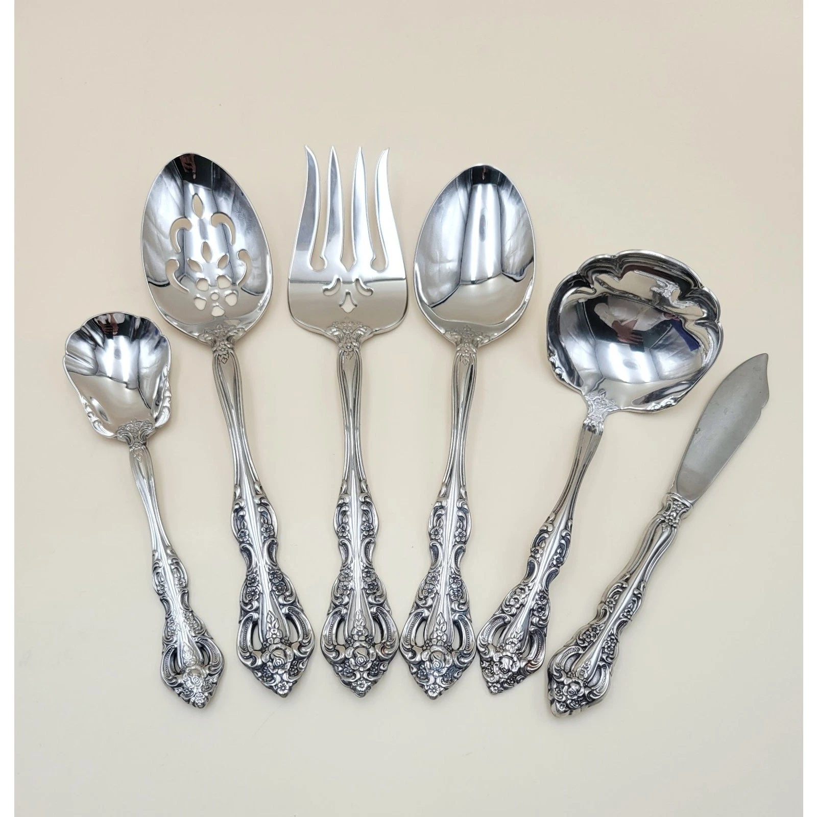 Oneida Renoir Pembrooke HOSTESS SERVING SET Glossy set 6 Pieces Vintage