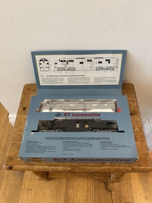 Proto 2000 Ho Scale CB&Q E7 Lokomotive Burlington 23058 - Neu