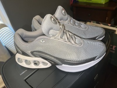 Nike Air Max DN Metallic Silver Gray Sneaker Womens size 8.5