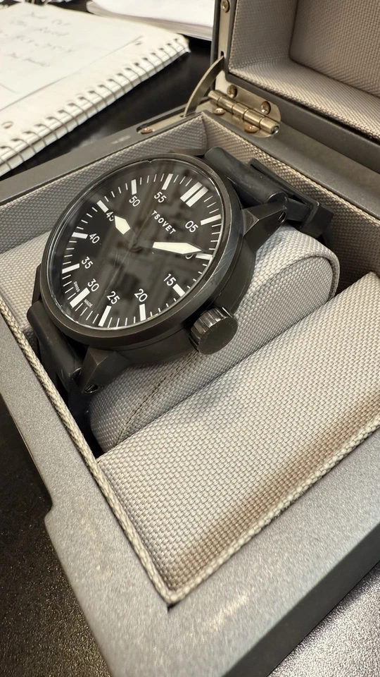 Reloj de campo Tsovet SVT-FW44 negro Foto 3 de 4