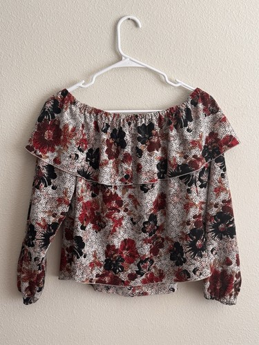 Blusa Wilfred Floral Volantes Manga Larga Hombro Descubierto Mediana - Imagen 3 de 3