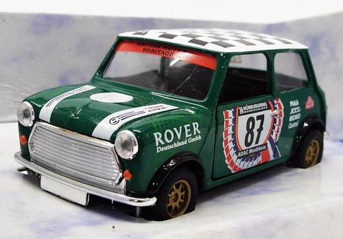 Corgi 1/36 Scale Model Car 04414 - Mini 1996 24Hr Nurburgring - #87 - Picture 2 of 3