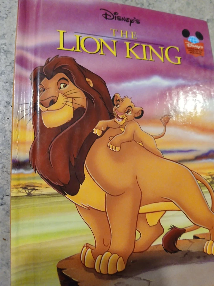 Libro de tapa dura de Disney El Rey León primera edición 1994 Foto 4 de 4