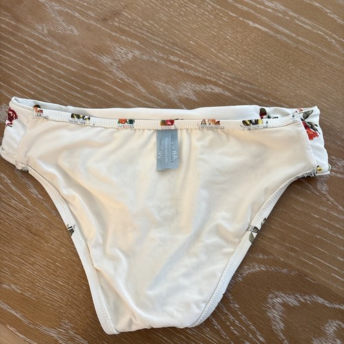 NWT Antonio Melani Size S Sweet Summer Bikini Bottoms White Floral Ruched Sides - Picture 6 of 7