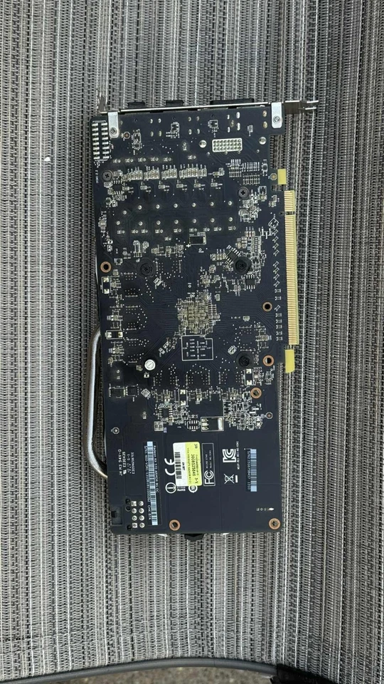 used not working MSI AMD Radeon RX570 8GB RAM Graphics Card - Image 3 of 3