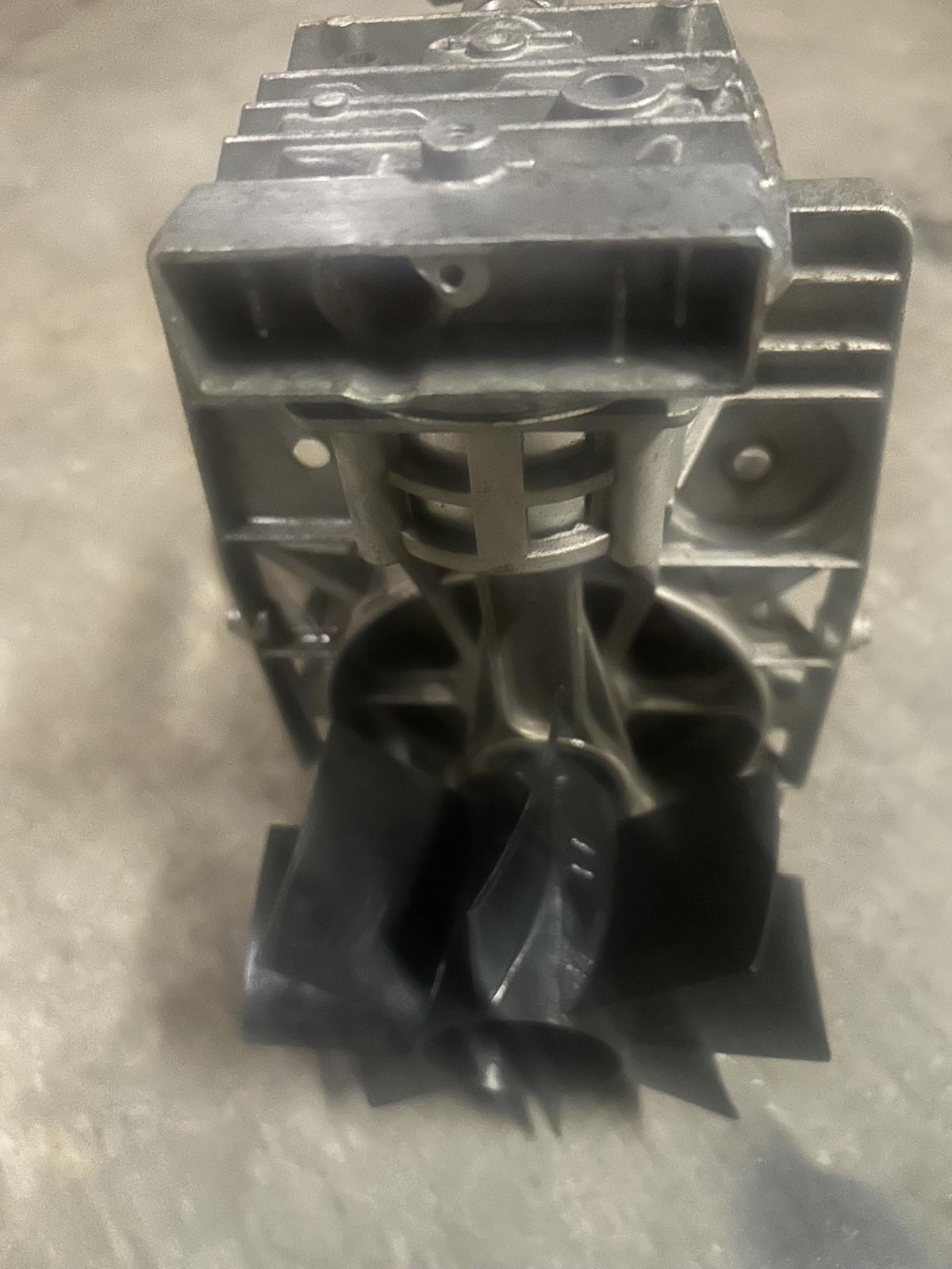 Campbell Hausfeld Air Compressor Pump Motor OEM HJ3001/HJ3002 Part # HJ100000AV 