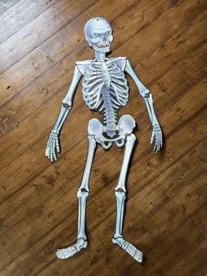 Vintage 1984 Pfeife Halloween 44'' Gelenk Skelett gestanzt Wandbehang Dekor