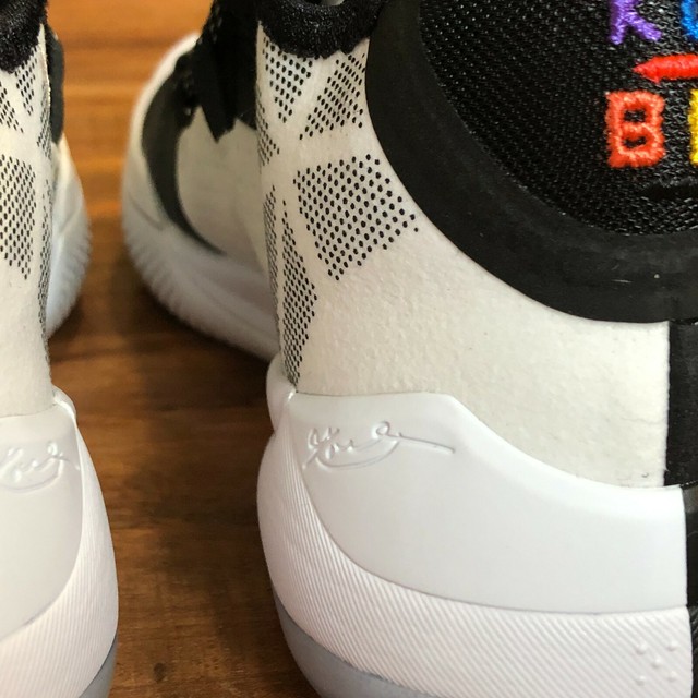 kobe ad 2018 white toe