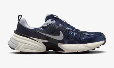 ★Nike★ V2K RUN Obsidian Thunder Blue Nike V2K RUN Obsidian / Thunder Blue - Aug 2024 - HJ4497400