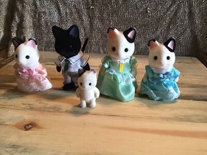 tuxedo cat sylvanian family