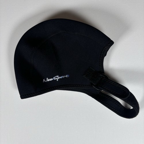 NeoSport 2.5mm Sport Beanie Watersports diving. Pre Owned
