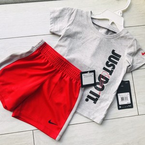 red nike shorts outfit