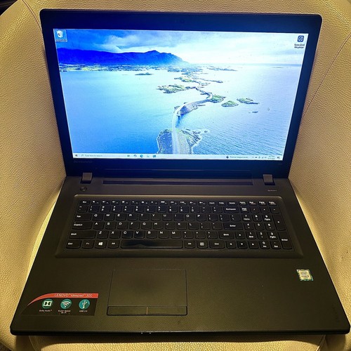 LENOVO IDEAPAD 300-17ISK- 17.3 CORE i5-6200U@2.30GHz 8GB RAM 1TB SSD WIN10