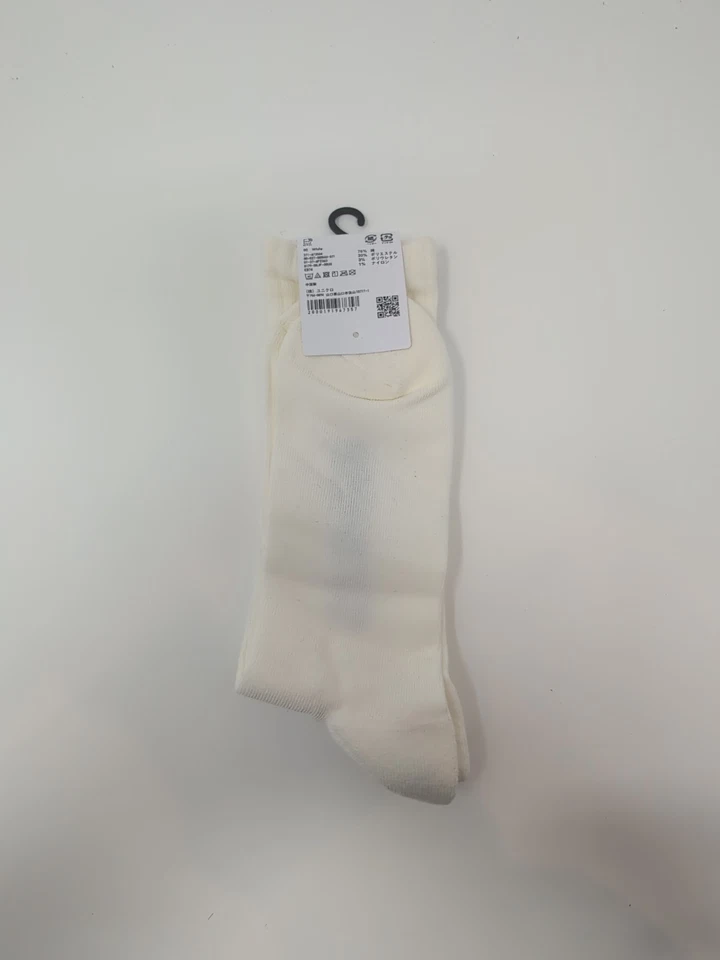 NWT Uniqlo Japan Kaws X Warhol Banana Cookie Socks 27-29cm (Adults US Size 9-11) - Image 2 of 2