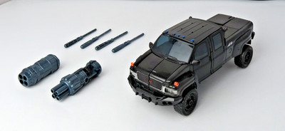 Transformers Ironhide 2007 Movie Voyager Class komplett (DOTM)
