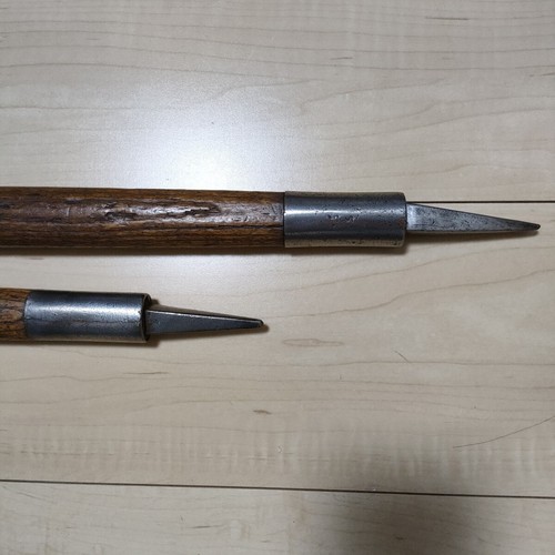 Vintage ELK x2 Ice Axes Pickel Set Grindelwald Style Wooden Shaft Climbing Gear - Afbeelding 3 van 6