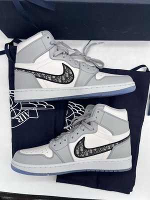 US Size 8.5 42 eu - Air Jordan 1 Retro High OG 