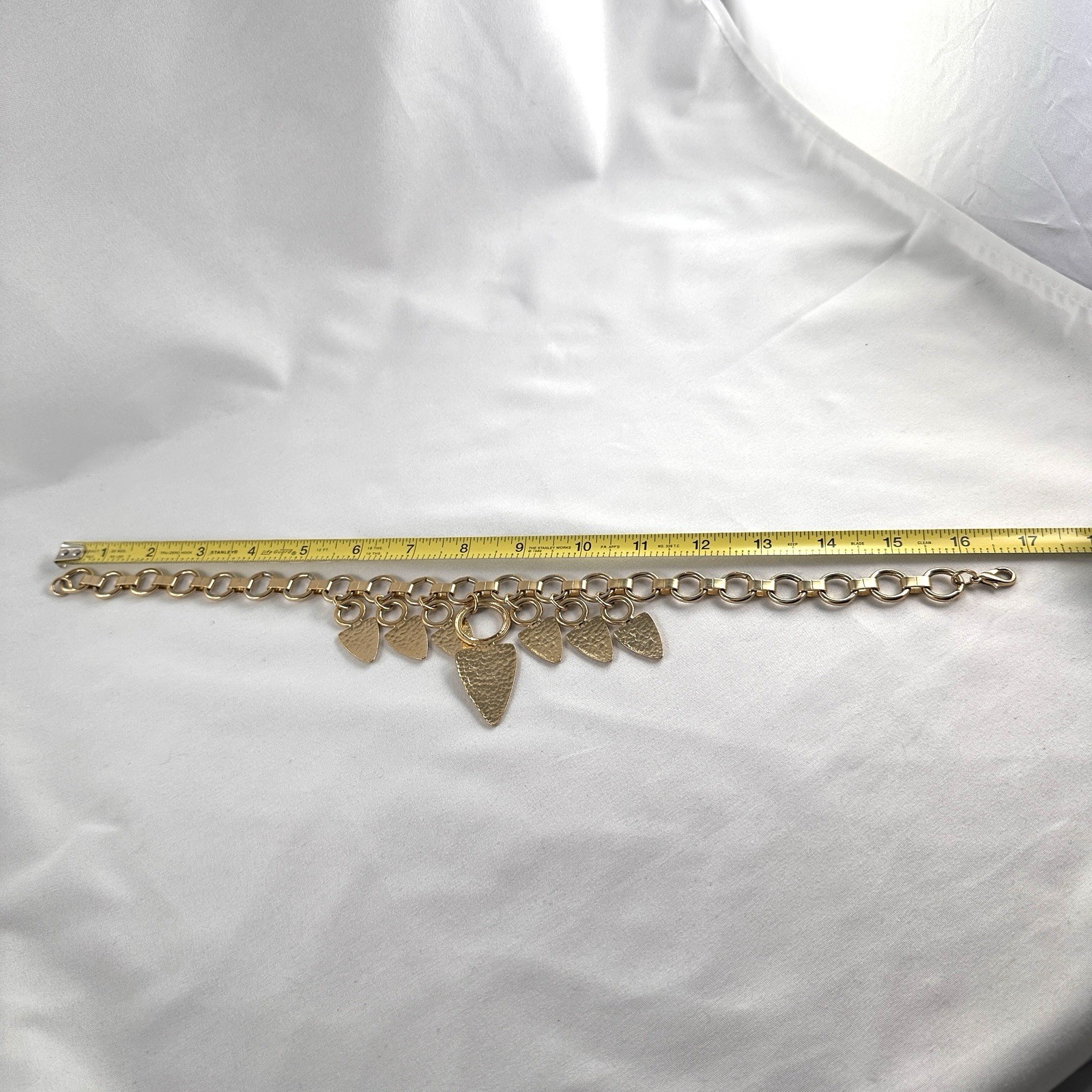 Vtg Goldtone Dangle Arrowhead Statement Necklace … - image 6