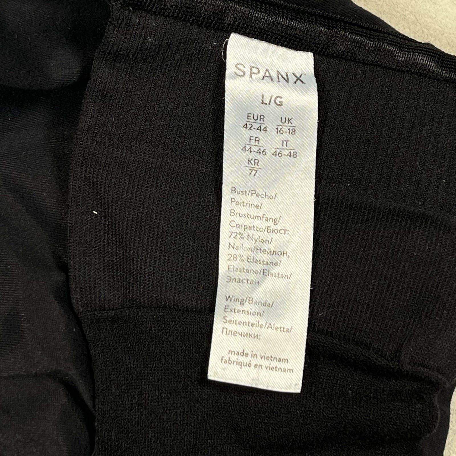 Spanx Smooth Black Wireless Pullover T-Shirt Bra … - image 5