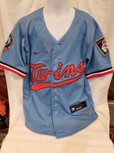 minnesota twins powder blue jersey