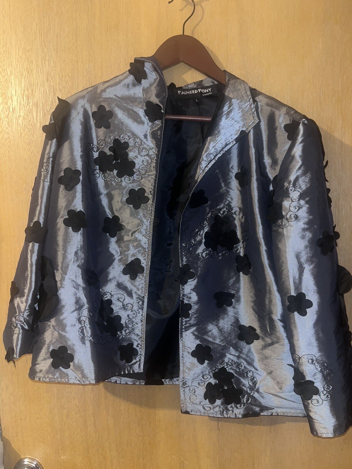 Giacca vintage dipinta pony aperta davanti con fiori made in USA taglia L