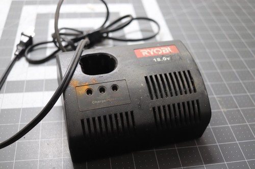 RYOBI ChargePlus+ 18v NiCad NiCd Battery Charger Class 2 P110 1423701 ...