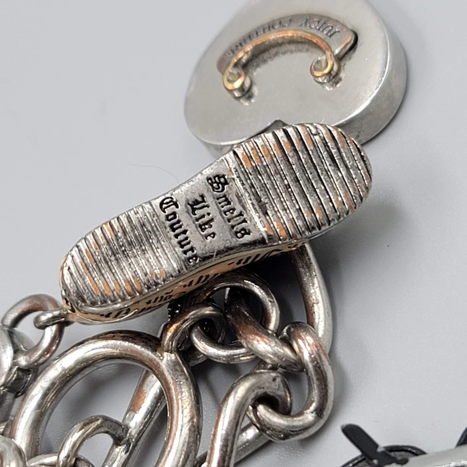 Juicy Couture Charm Pulsera Tono Plateado Bloqueo Corazón Zapatilla Gafas Cóctel 6" Foto 3 de 4