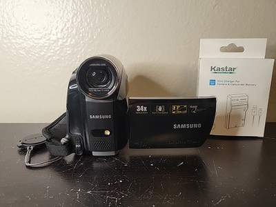 Samsung SC-D382 Mini DV Camcorder w/ Charger & Battery TESTED Working