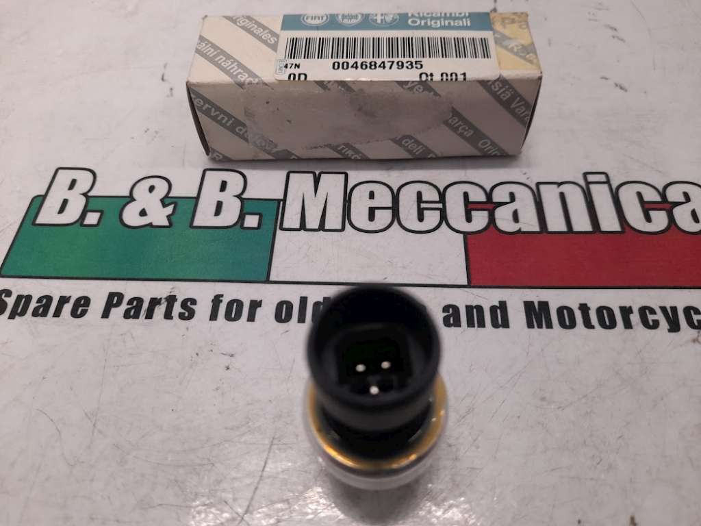 Schalter AC Neu Original Fiat Croma 1.9 JTD & 2.4 JTD 46847935  