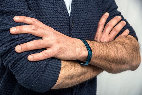 Bracciale 100% in Titanio PURENERGY Terapeutico con QR Code Salvavita App IceKey - Foto 10 di 16