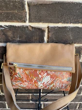 NWT $425 Hammitt VIP Large Crossbody Clutch  Garden Party Tan Multi Leather