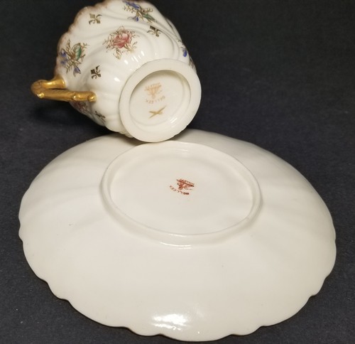 Demitasse Teacup & Saucer Willets Belleek Gold White Floral Fleur de Lis - Picture 11 of 17