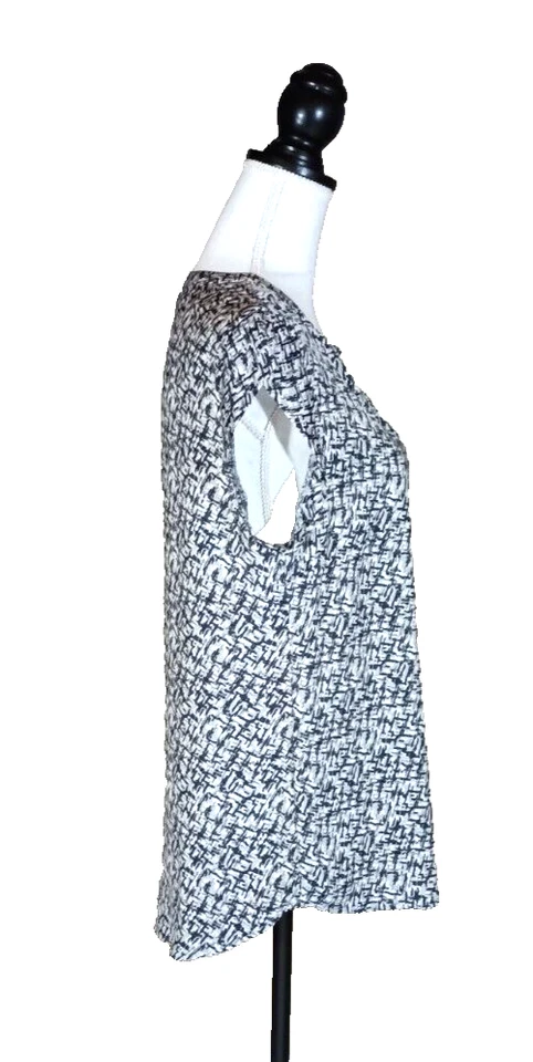 Blusa Top Mujer Multicolor Talla Mediana Geomérica Manga Gorra Cuello en V Foto 2 de 4