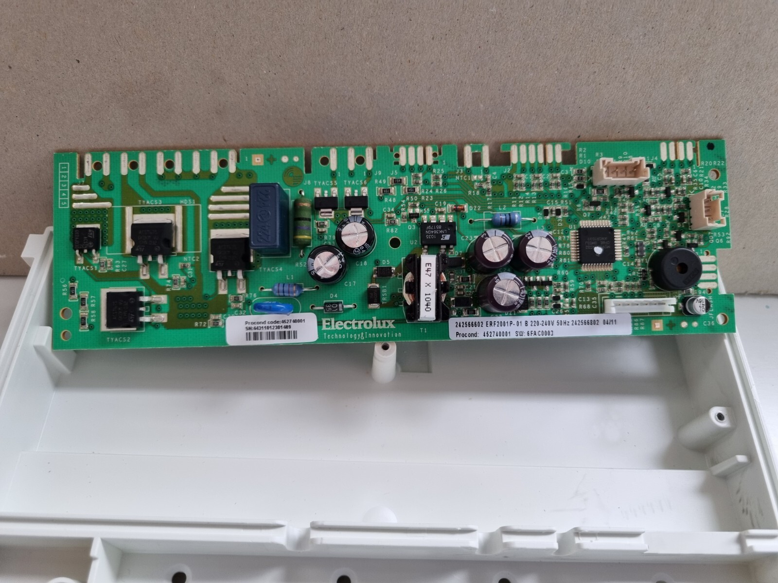 PLACA ELECTRÓNICA. CONGELADOR NO FROST ELECTROLUX AEG ZANUSSI