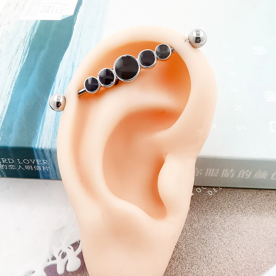 Pendiente barra industrial oreja acero 316L cartílago piercing cristal 14G 36MM Foto 4 de 4