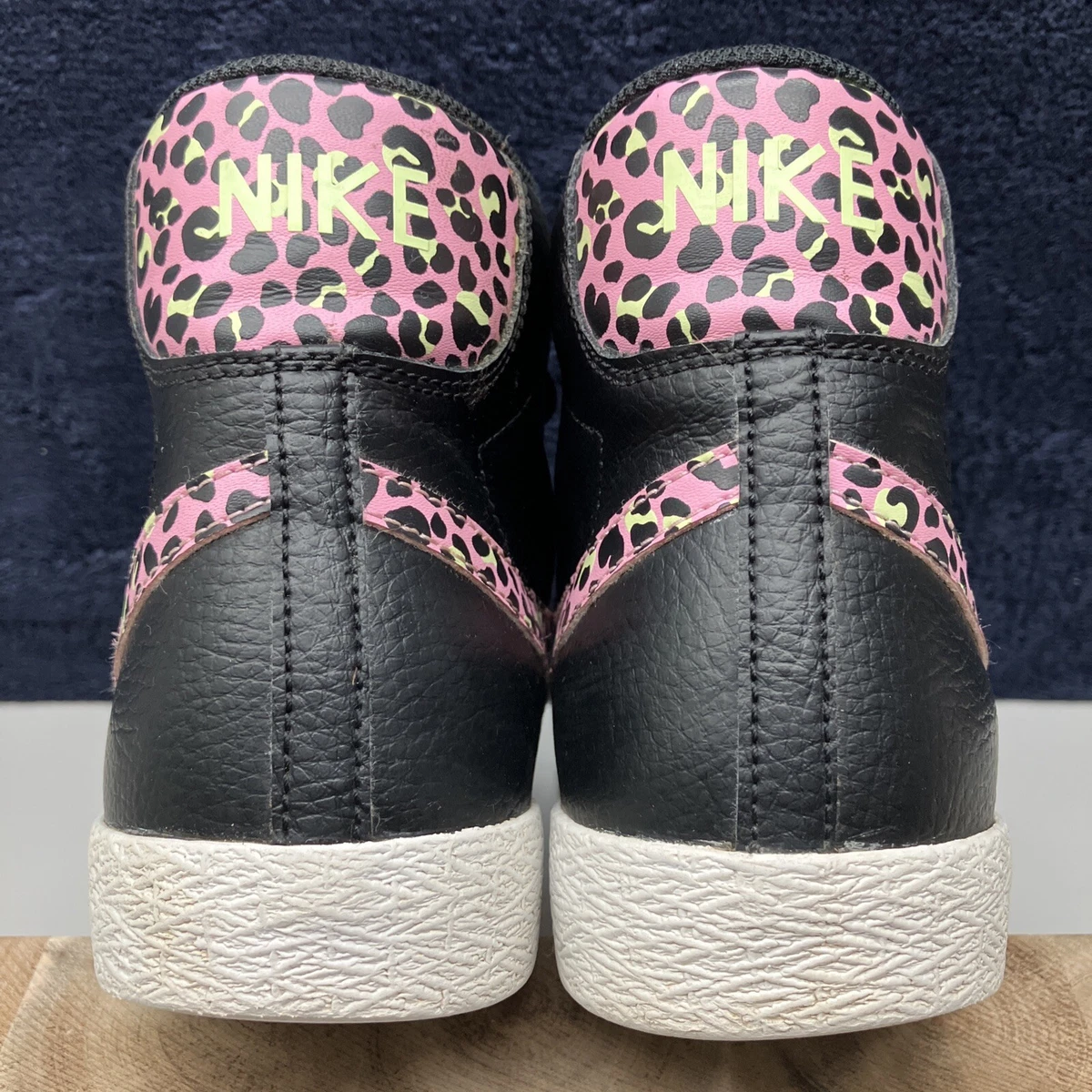 Black and pink cheetah clearance nikes