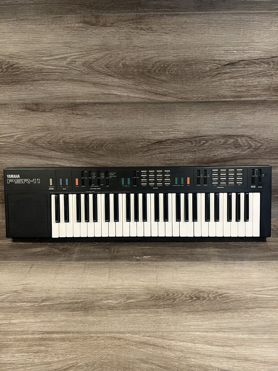 Yamaha Psr-11 Keyboard Electronic Synth Piano Portatone Yamaha Psr-11 Keyboard Electronic Synth Piano Portatone