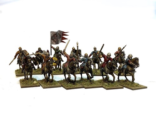 SAXON LIGHT CAVALRY 12 28mm painted historical DARK AGE SAGA MADE TO ORDER - Picture 4 of 4
