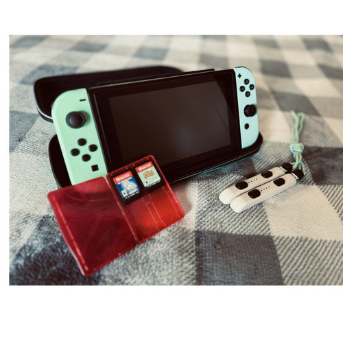 Nintendo Switch Animal Crossing New Horizons Edition Bundle - No Dock/No Charger