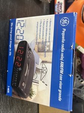 Vintage NEW GE Alarm Clock Radio AM/FM Model 7-4835 Space Saver NIB