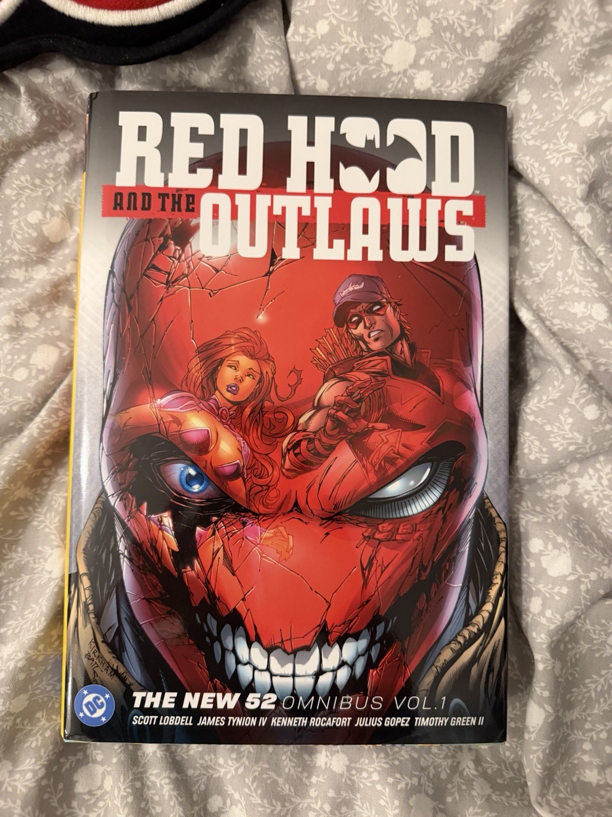 Red Hood and the Outlaws Omnibus Volume 1 New 52 Hardcover