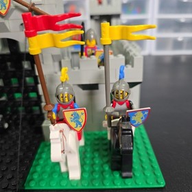 Vintage LEGO Set 6080, King's Castle, 100% Complete With Instructions