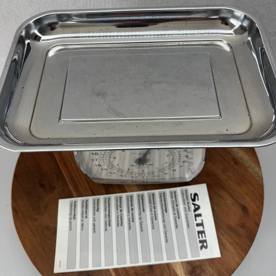 Báscula de cocina retro de colección Salter cromada 22 lb/10 kg con bandeja Foto 3 de 4