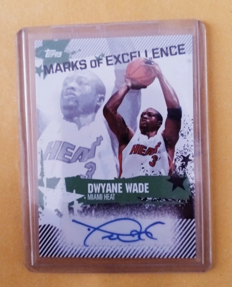 25+ Topps Dwyane Wade Basketball Autographed Sports Trading Cards