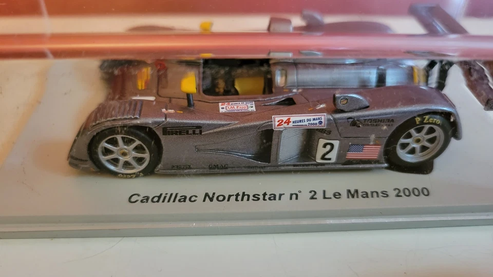 CADILLAC LMP Nº2 LE MANS 2000 REF SL 033 ARRANQUE 1:43 ORIGINAL (M. Angelelli) Foto 2 de 4