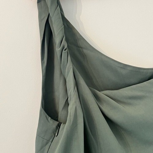 BONDI BORN One Shoulder Twist Strap Blouse in Green Size L - Picture 5 of 7
