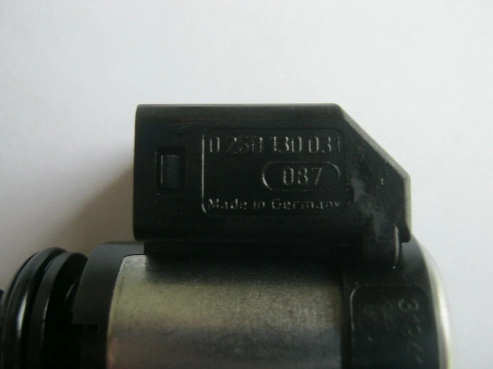 Electroválvula de transmisión OEM 260130031 para Infiniti EX35 Nissan 2008-2010 Foto 3 de 4