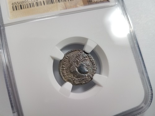 Konstantin I Römisches Reich BI Nummus AE3/4 NGC AU antiker Epfig Hort der Große - Bild 6 von 24